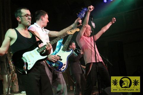 Blechreiz (D) UT Connewitz, Leipzig 04. Dezember 2009 (28).JPG